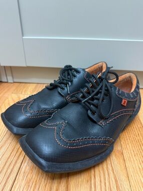 John Fluevoh 8 Future Angels Charles Leather Wingtip Vintage Comfort Designer